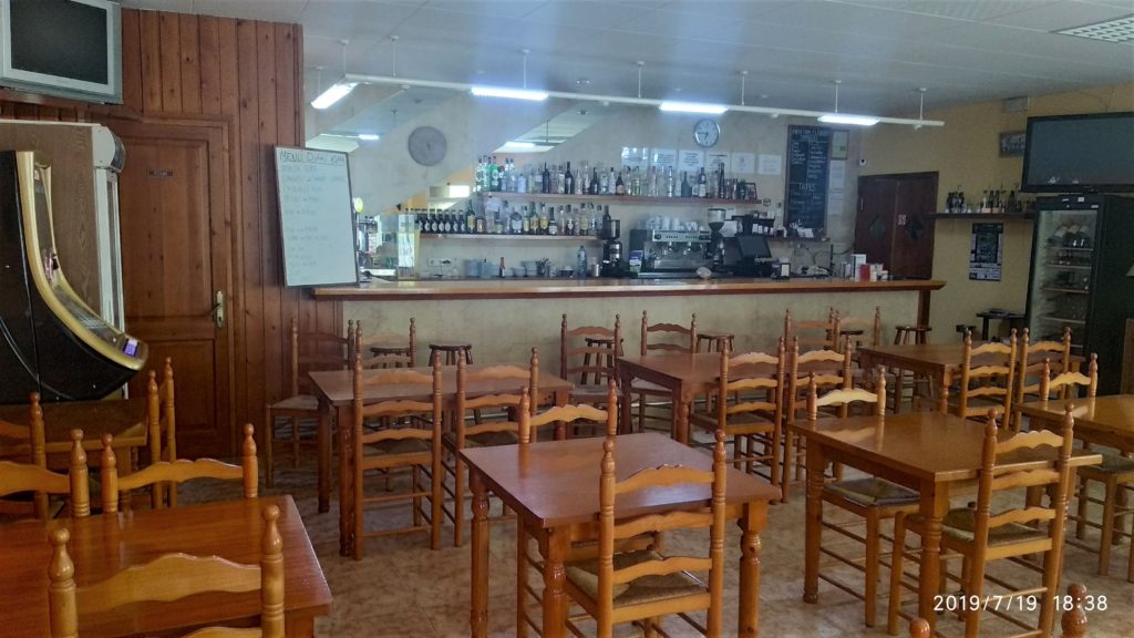 Menjador - Bar Restaurant Olius